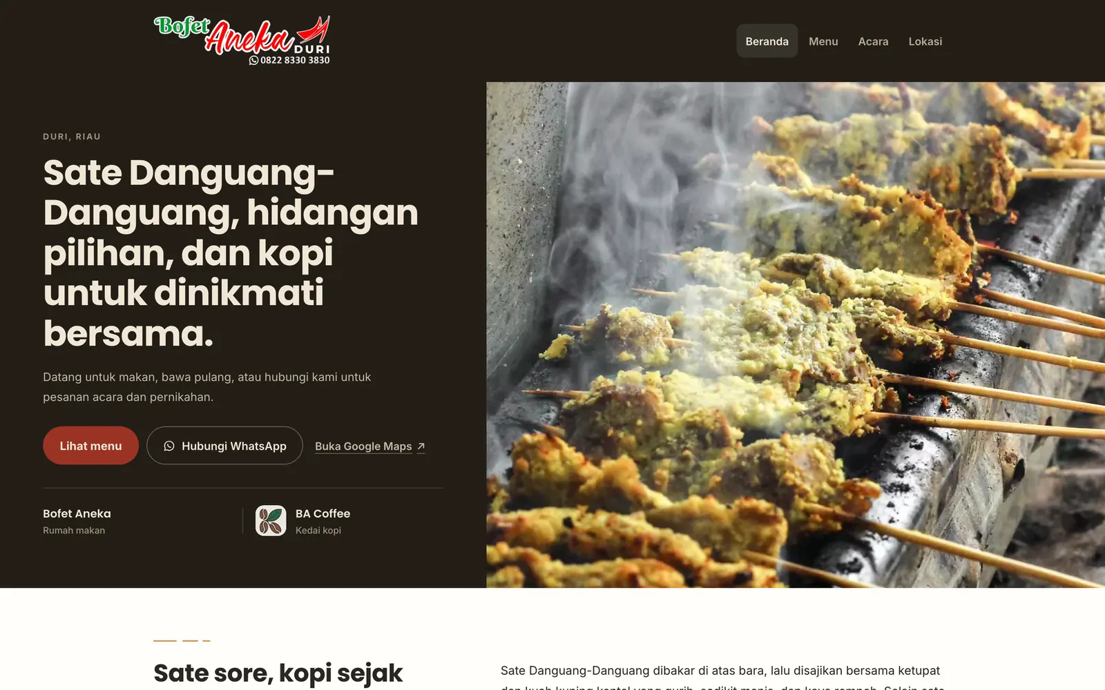 Halaman muka situs publik Bofet Aneka dengan foto sate dan dua identitas usaha